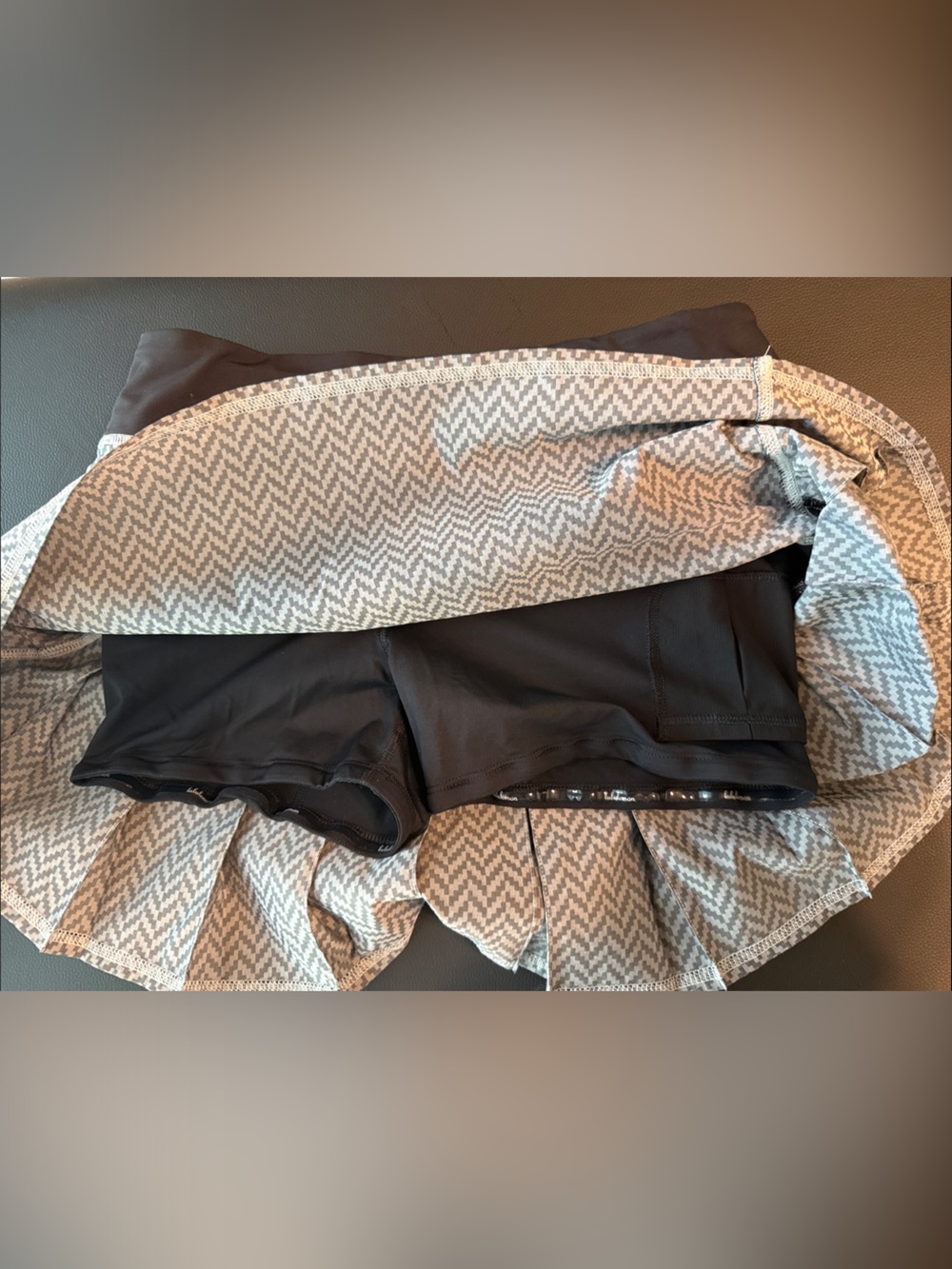 lululemon pleated athletic skirt - Picture 4 of 4